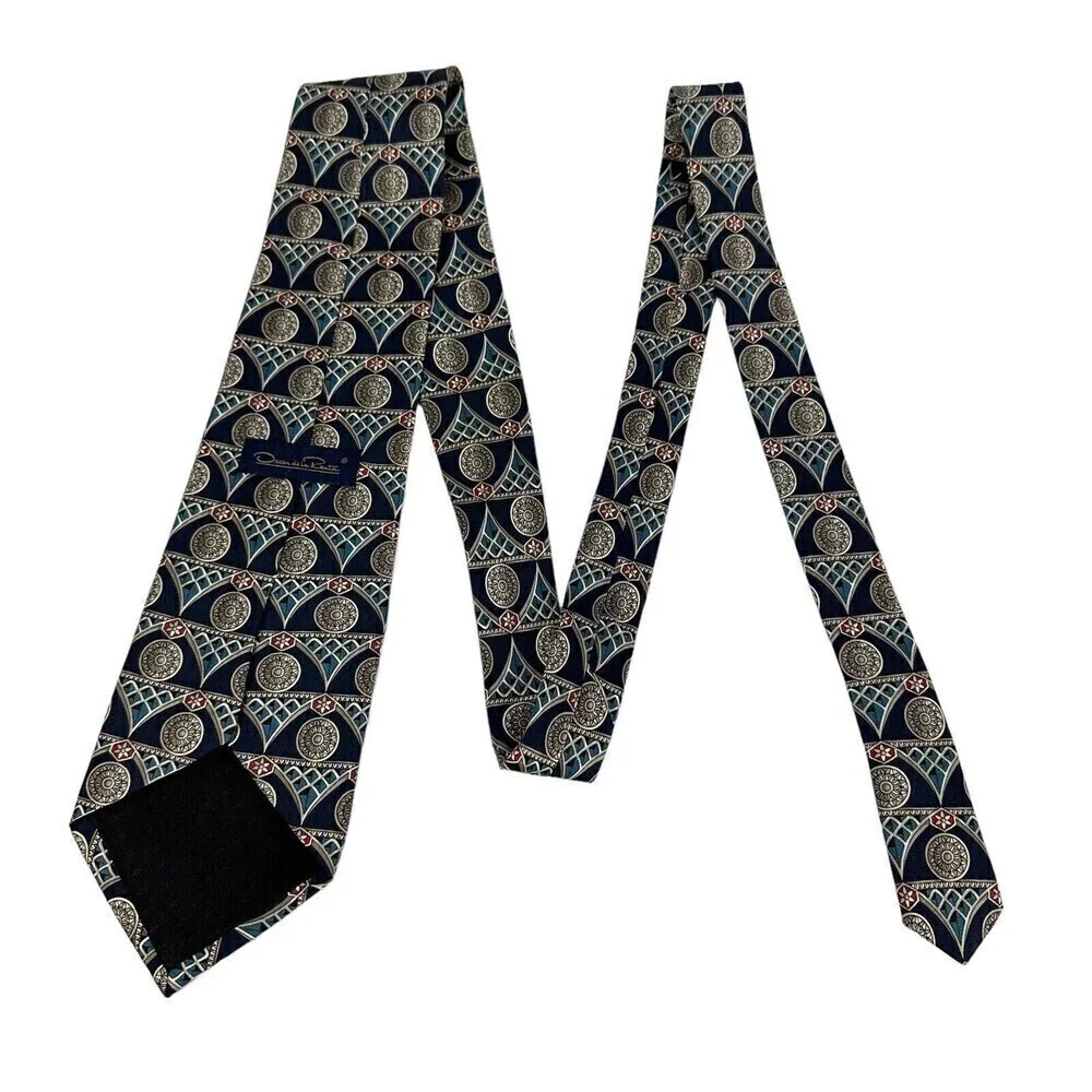 Oscar De La Renta Tie Mens Navy Medallion 100% Silk Necktie Woven Made in Italy